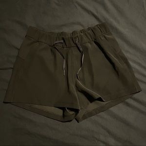 Lululemon On the fly short